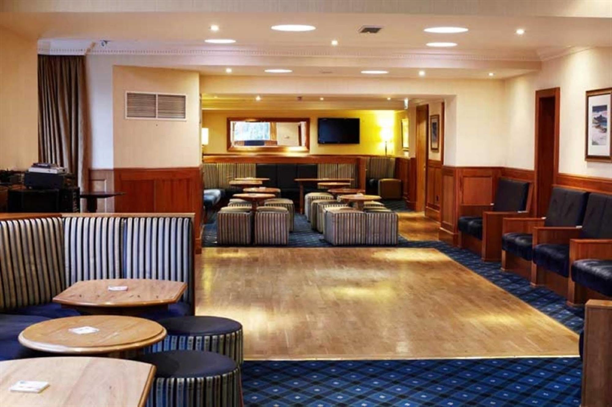 Loch Long Hotel Arrochar Exterior photo